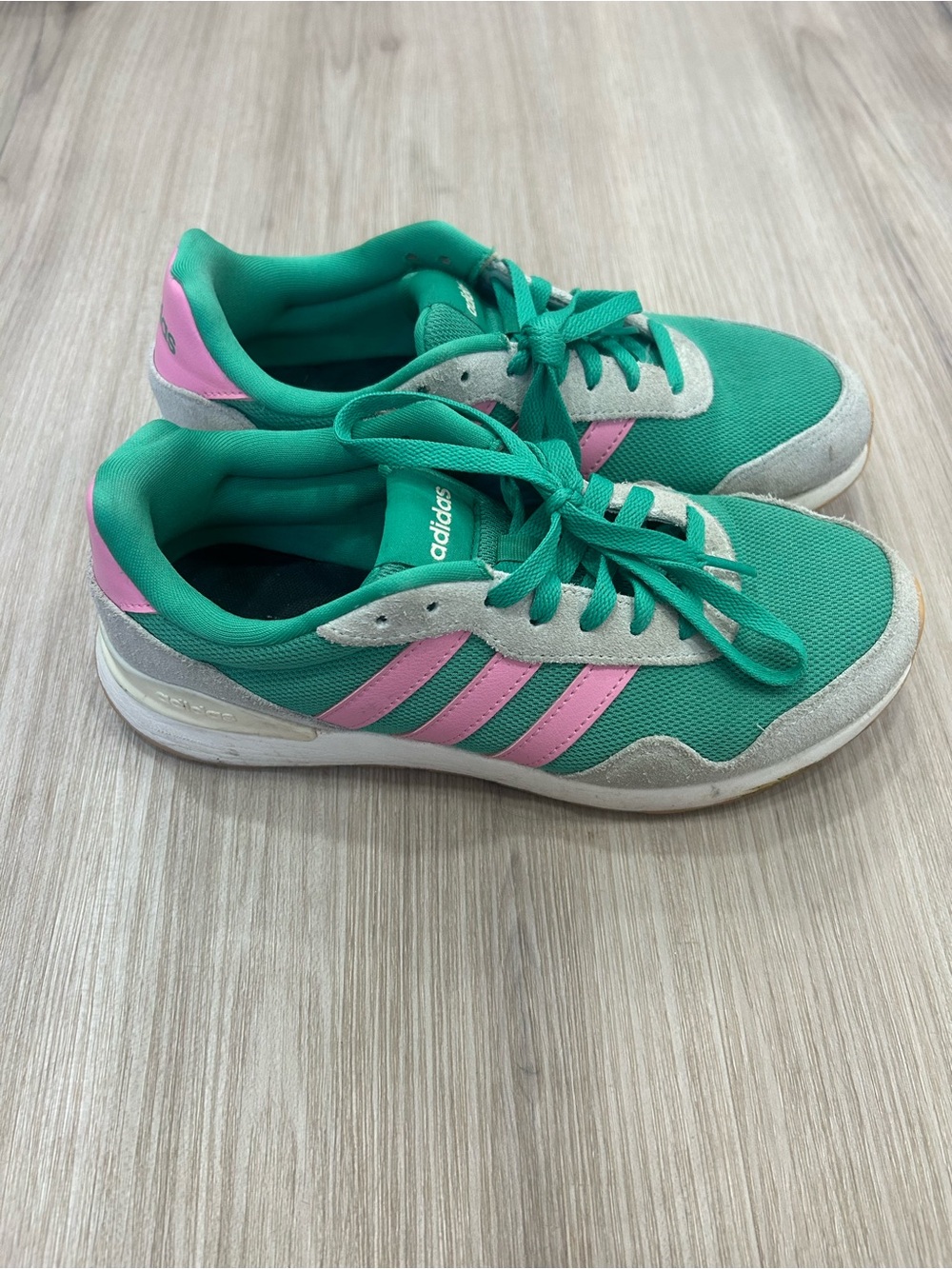 Adidas Run 60s 4.0 Green Pink Retro Sneakers Shoes Women's Size 6.5 JR6631